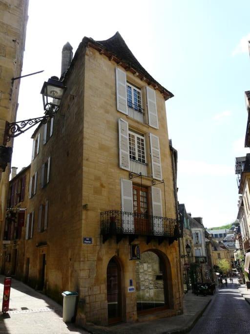 Cite Medievale, Charme & Calme, Bien Place 사흘라 라 카네다 외부 사진